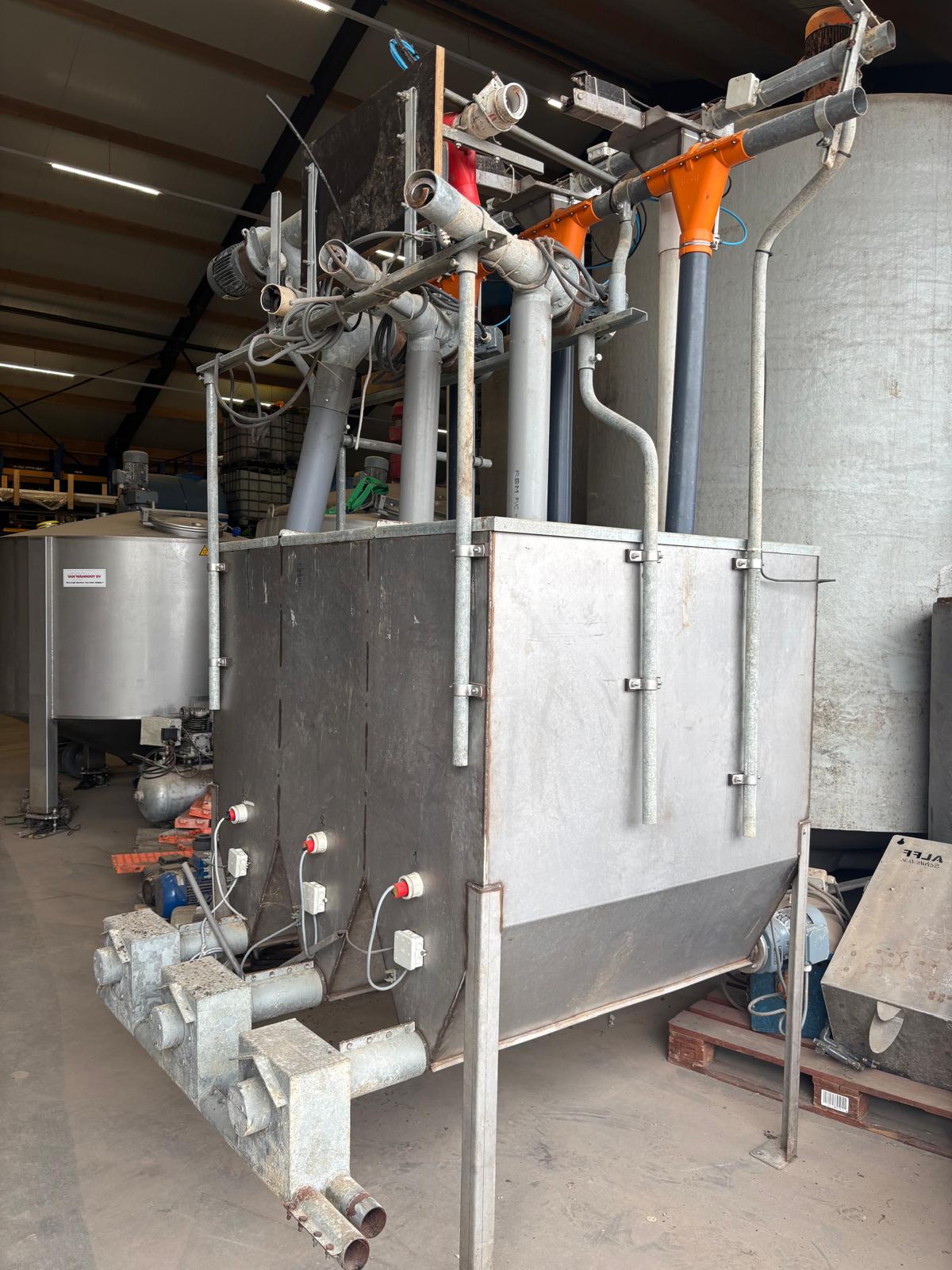 Droogvoer bunker 3x 